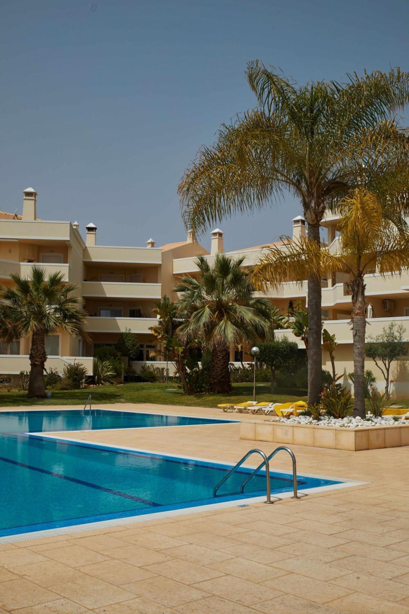 Appartamento Casa Terra With Pool & Free Wifi Albufeira Esterno foto